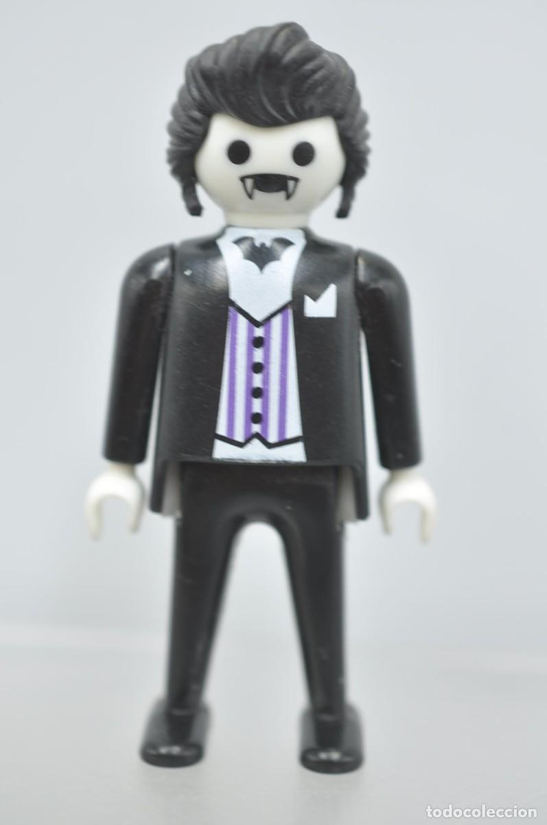 Playmobil: WSK095 Playmobil, figura hombre, dr&aacute;cula