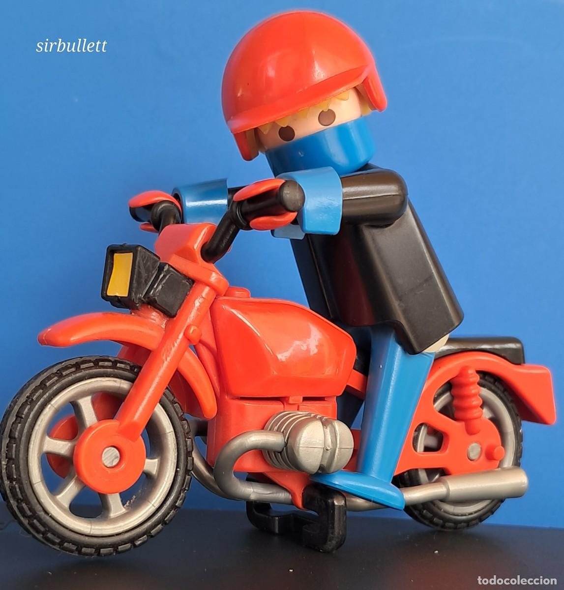 Playmobil: Figura piloto de carreras y motocicleta. Playmobil 3565. Cl&aacute;sico vintage retro