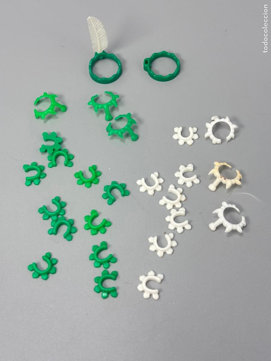 Playmobil: Playmobil lote colla pulsera tobillera verde blanca indio primera &eacute;poca