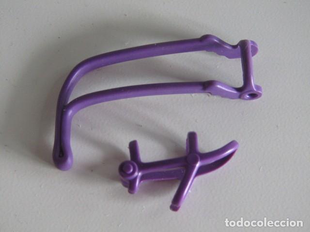 Playmobil: DIFICIL JUEGO DE BOCADO Y RIENDA LILA MORADO CABALLO MEDIEVAL ANTIGUO PLAYMOBIL