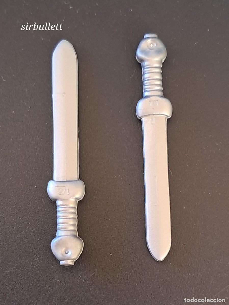 Playmobil: 2 gladius. Playmobil. espadas romanas color gris claro. Bel&eacute;n