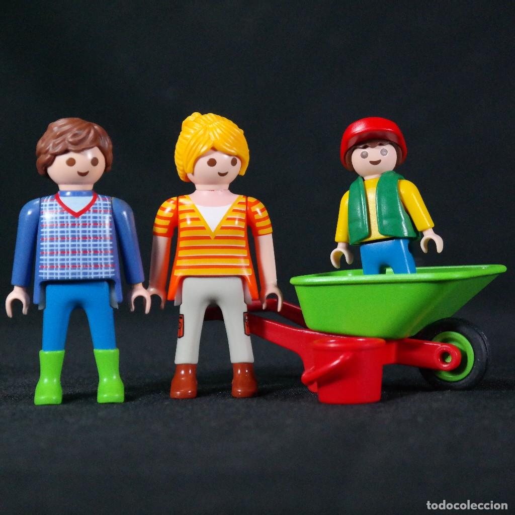 Playmobil: Playmobil familia con carretilla ☼