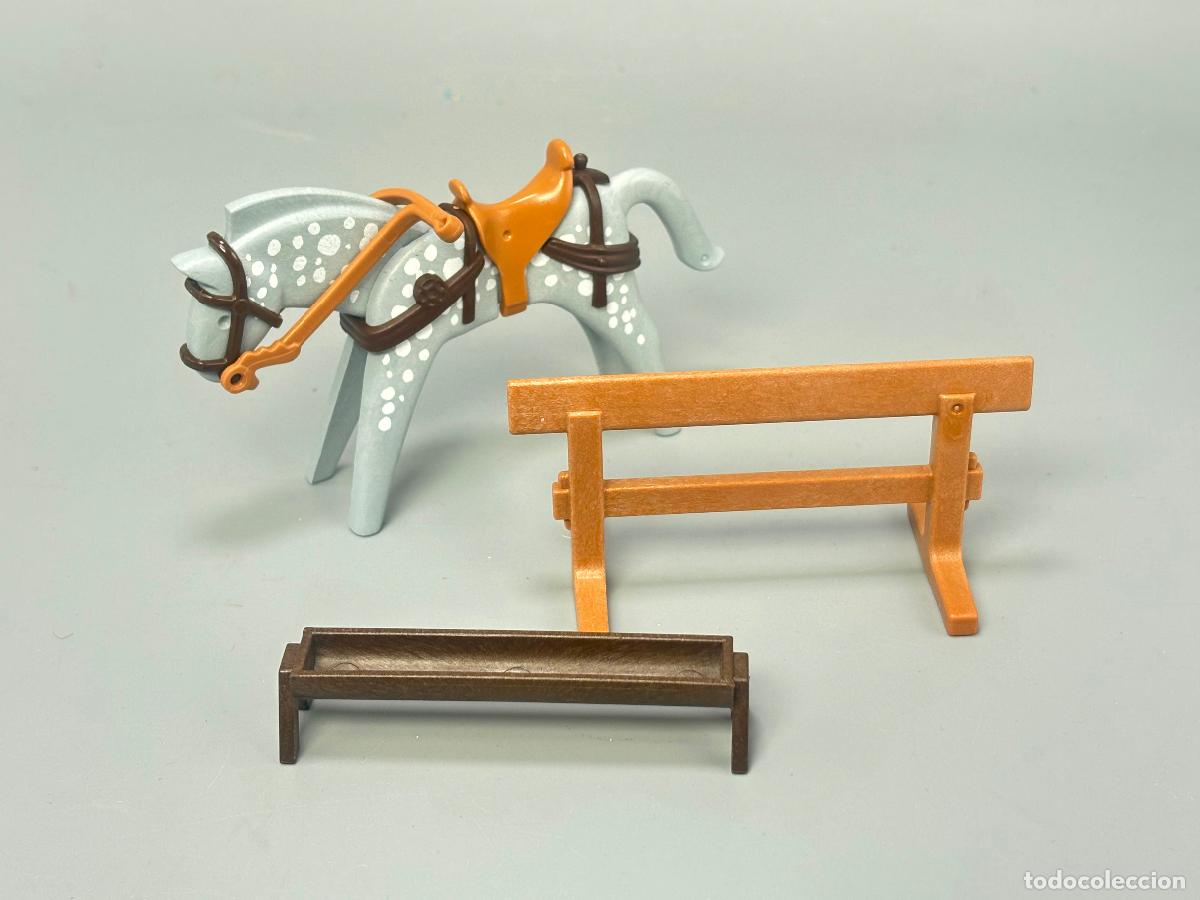 Playmobil: Playmobil lote caballo con abrevadero y atadero medieval