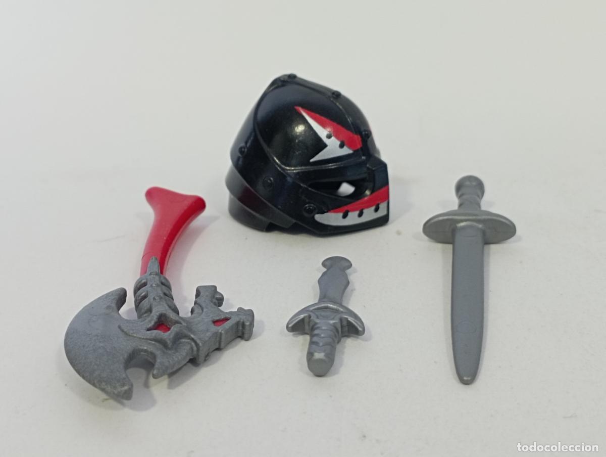Playmobil: PLAYMOBIL CASCO HACHA DAGA Y ESPADA MEDIEVAL