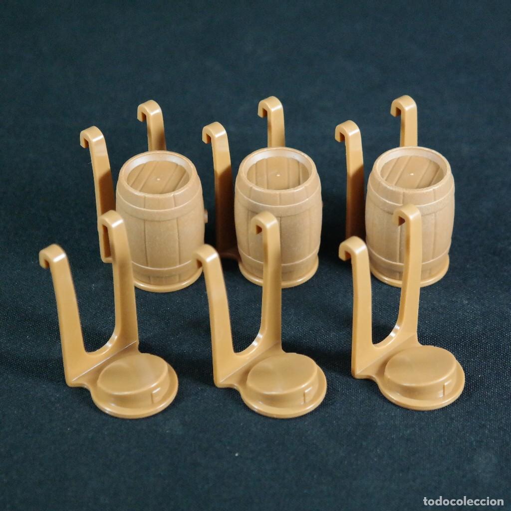 Playmobil: Playmobil 6 portabarriles con 3 barriles ☼