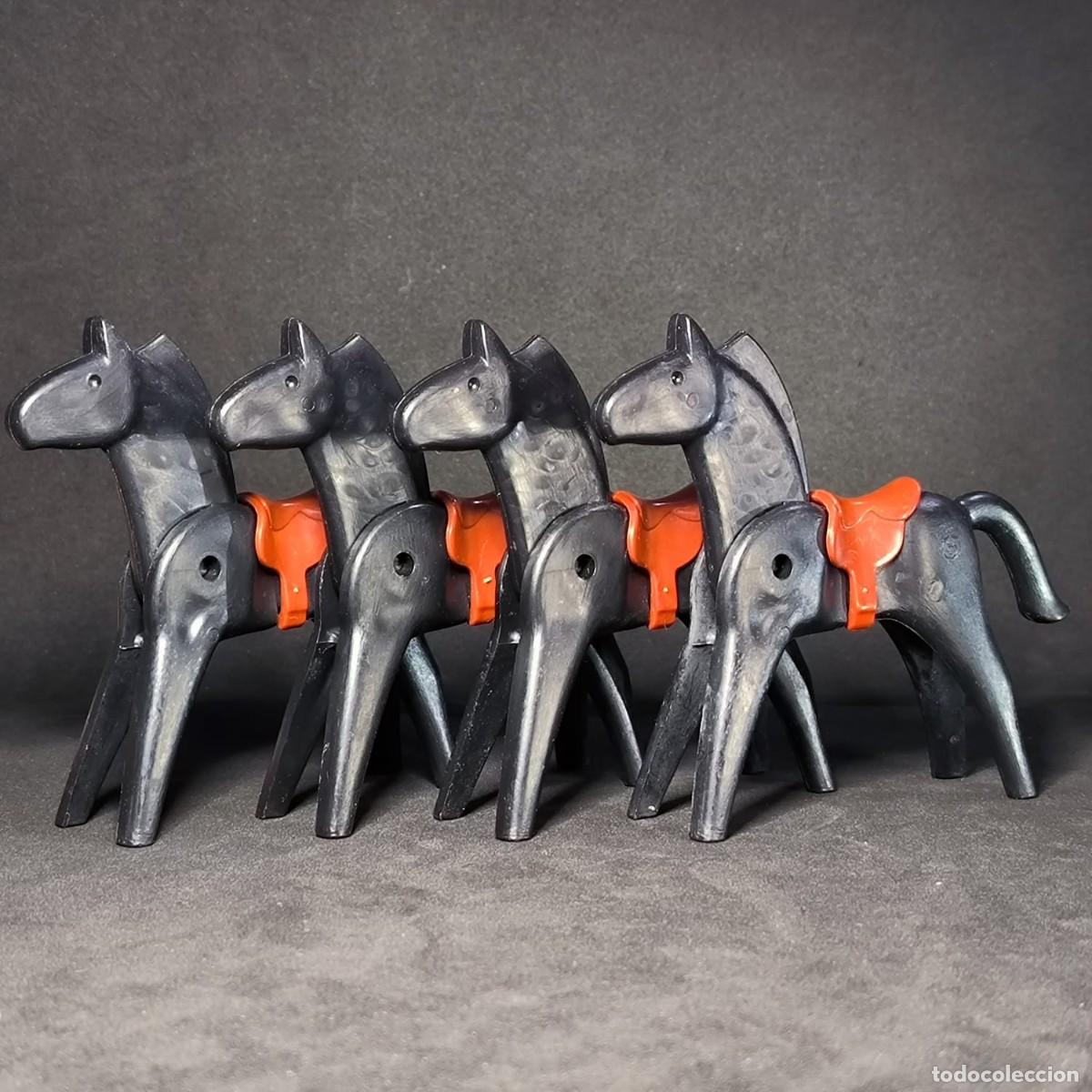 Playmobil: Playmobil 4 caballos negros ☼
