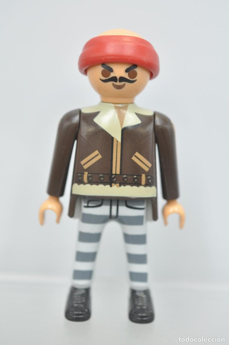 Playmobil: WSK096 Playmobil, figura hombre, delincuente