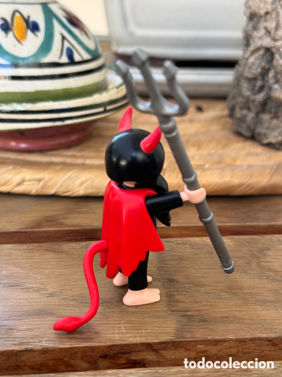 Playmobil: Playmobil Diablo con tridente y capa roja - Foto 2