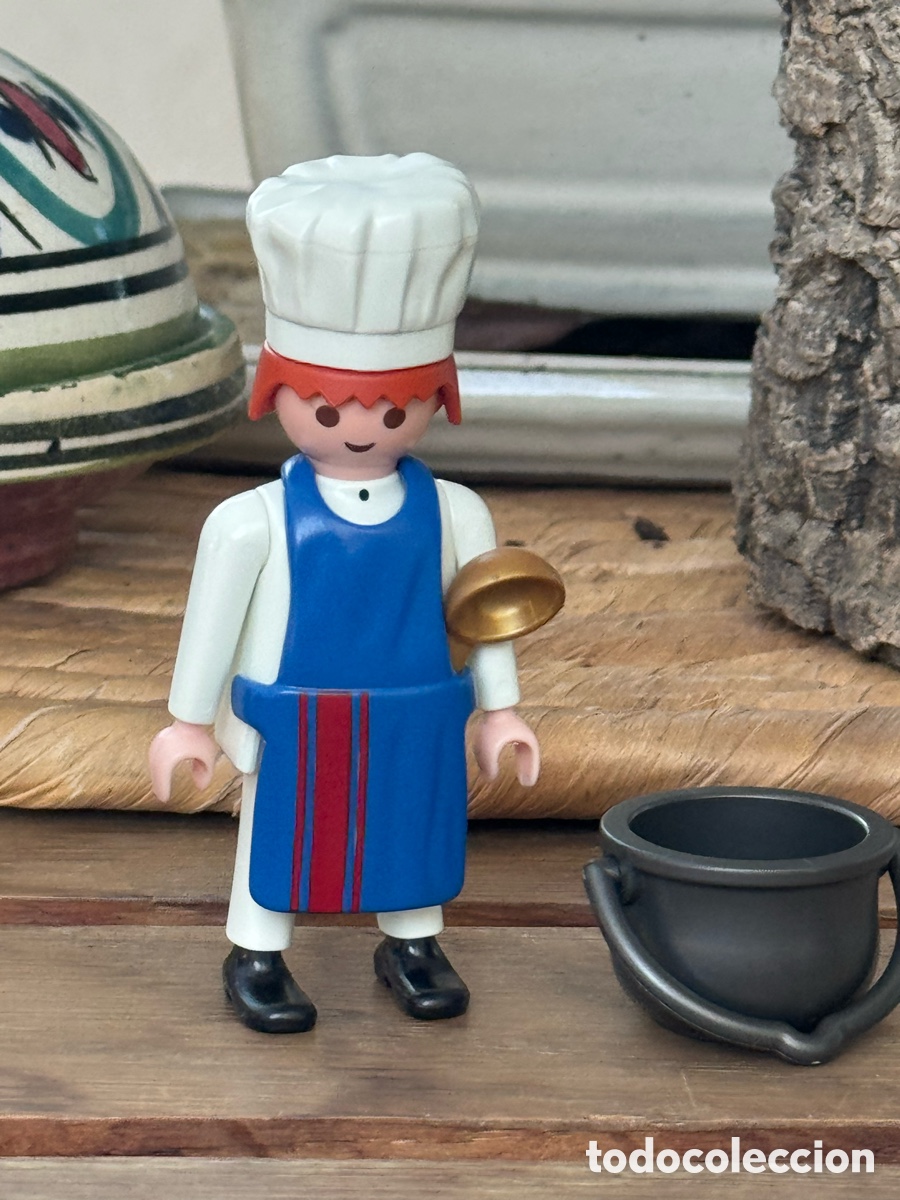 Playmobil: Playmobil cocinero cl&aacute;sico con caldero