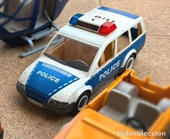 Playmobil: Coche polic&iacute;a Playmobil City Action con luz y sonido ref 4260/6920 (2008)