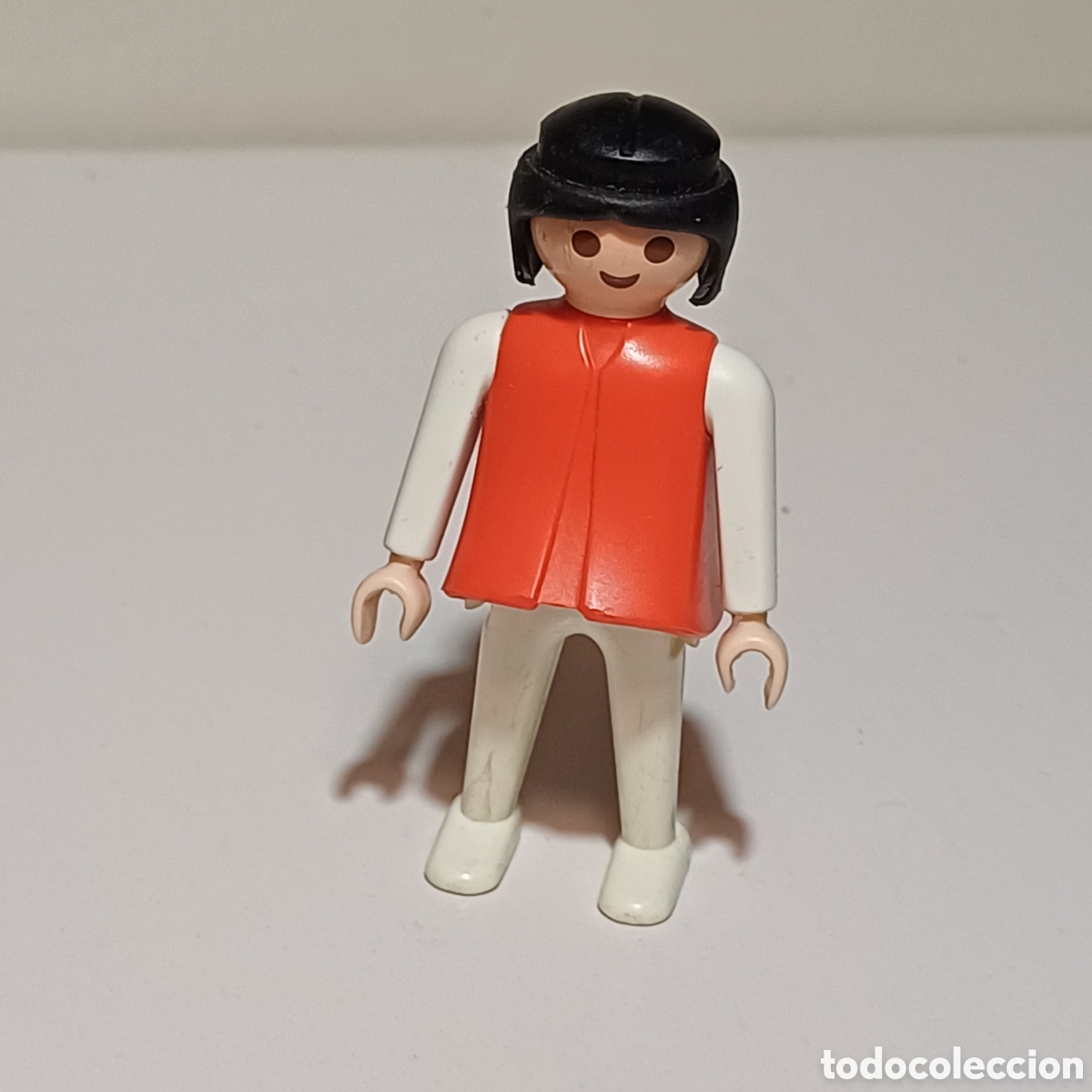 Playmobil: Figura Playmobil city ciudad mujer rorso rojo brazos piernas blanco