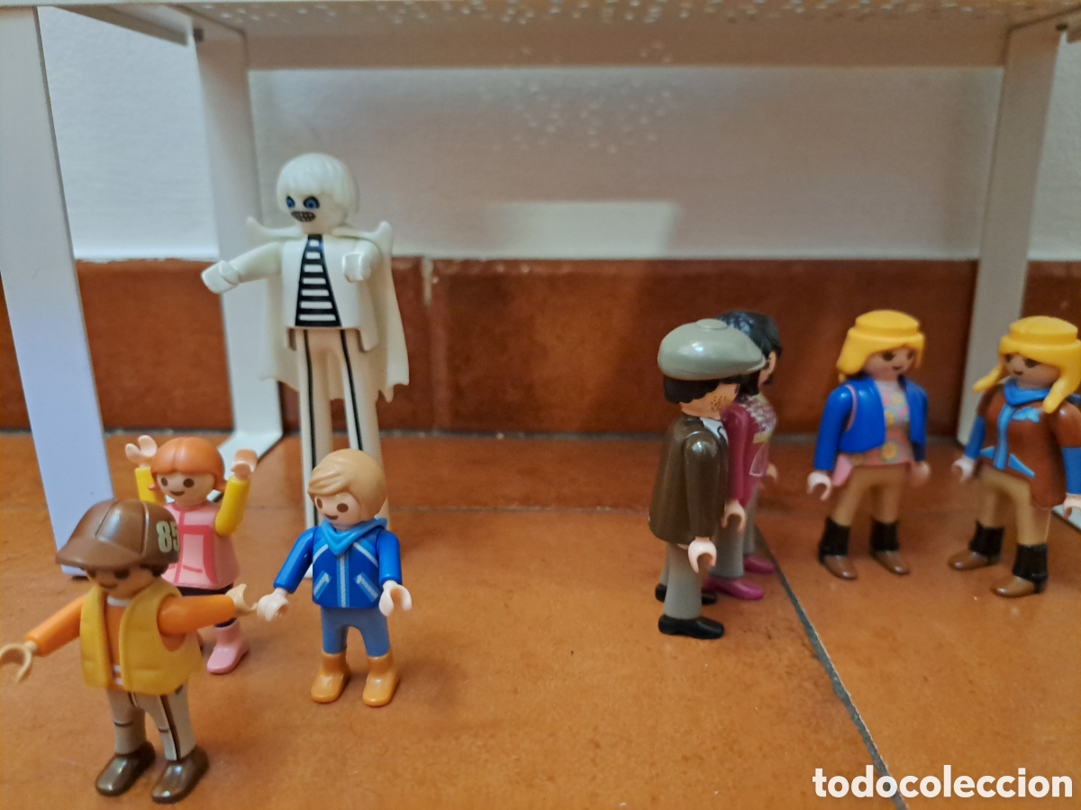 Playmobil: LOTE 29 FIGURAS PLAYMOBIL VARIADAS - Foto 4