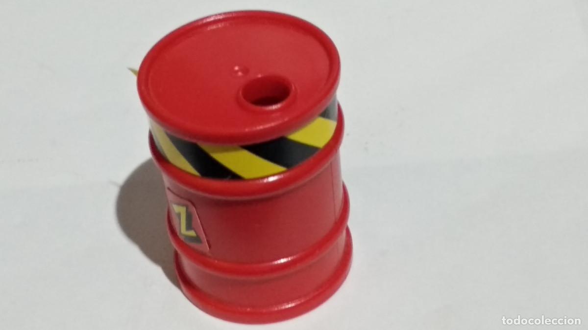 Playmobil: PLAYMOBIL bidon tapa rojo combustible taller barril o gasolina aceite