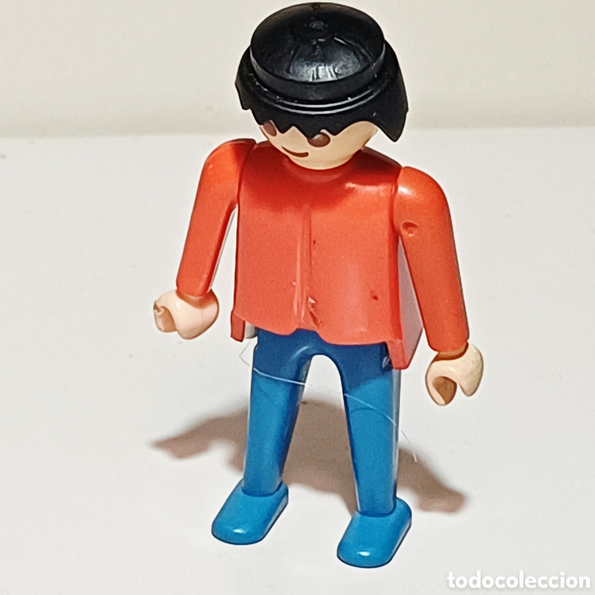 Playmobil: Figura Playmobil primera epoca torso rojo piernas azules