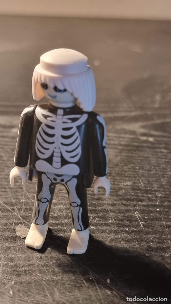 Playmobil: figura de playmobil. esqueleto