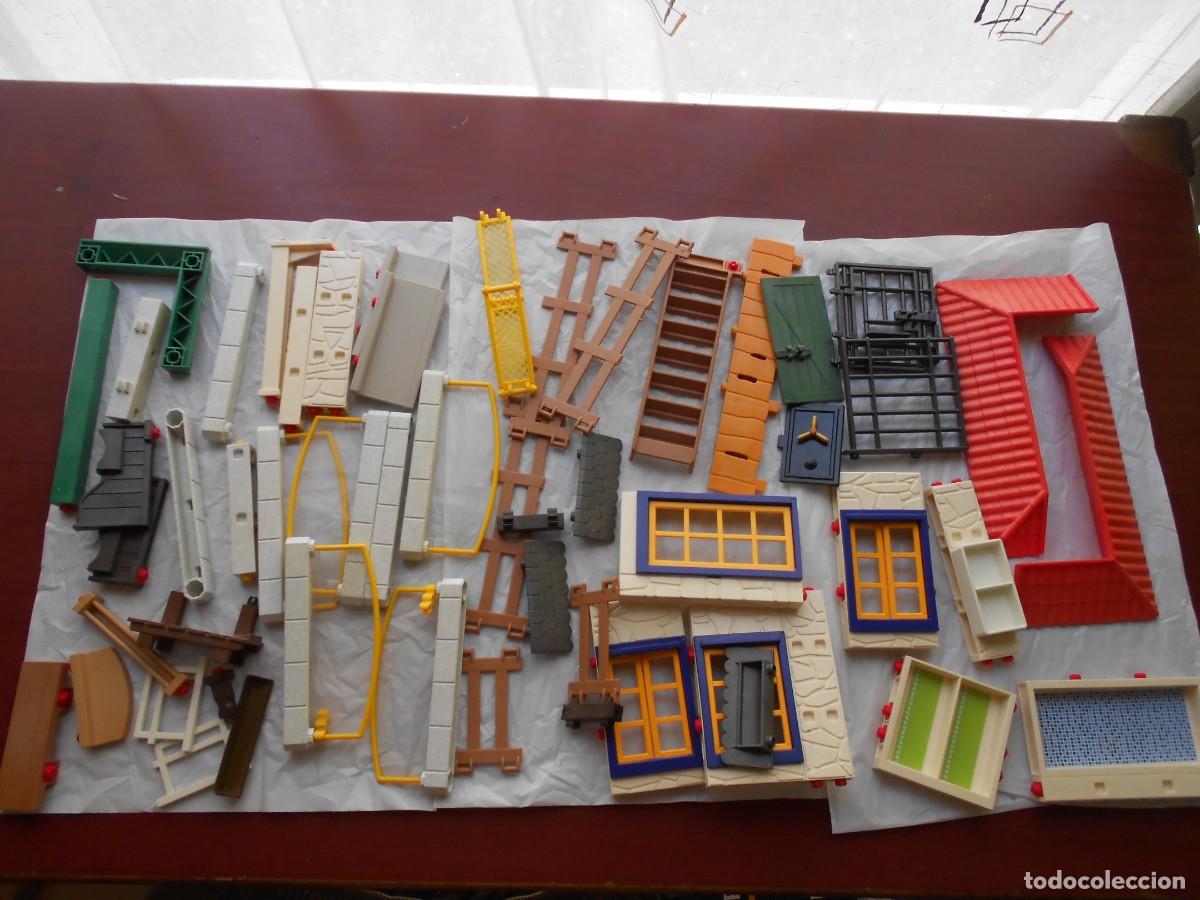 Playmobil: LOTE PIEZAS / DESGUACE / ( Suelo / Ventanas / Pardes / Techos / Vallas / Jardin / Fuente / Tobogan )