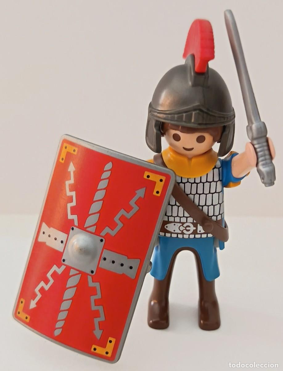 Playmobil: Playmobil. Romano. Espada, escudo, casco con fleco rojo y cinturon.