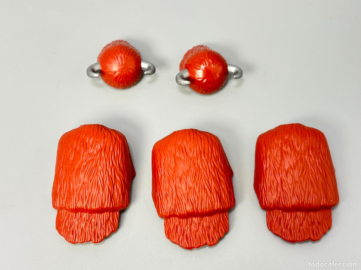 Playmobil: Playmobil lote capa piel de oso y sombrero con cuervos