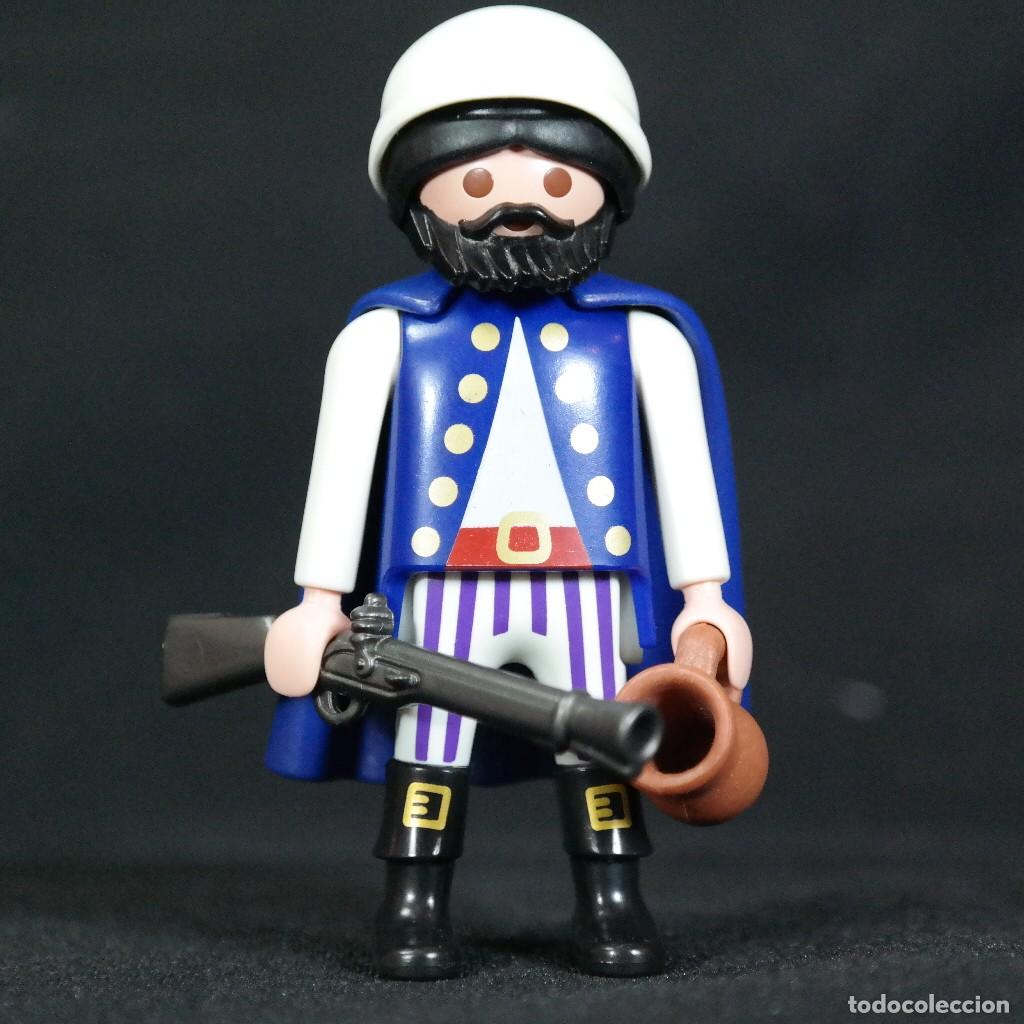 Playmobil: Playmobil pirata con capa blanca ☼