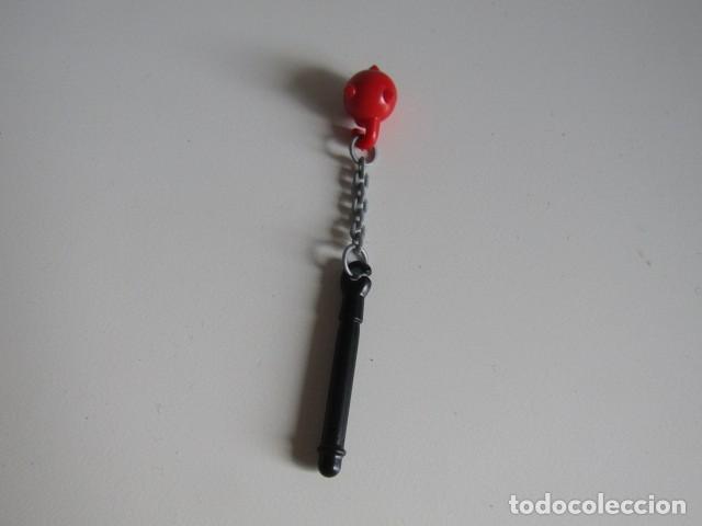 Playmobil: DIFICIL PORRA NEGRA ROJA Y NEGRA ESPECIAL PARA GUERREROS MEDIEVALES PLAYMOBIL
