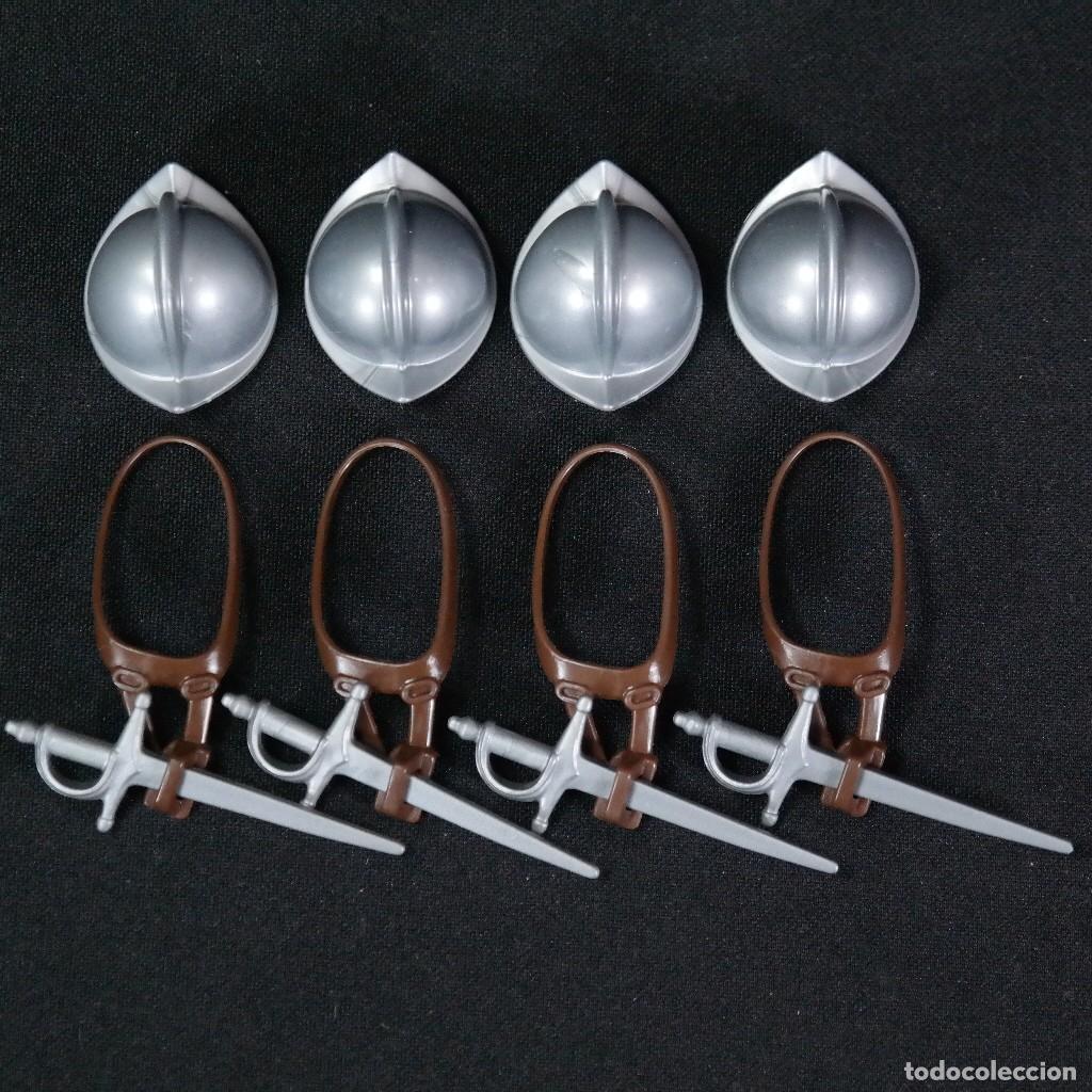 Playmobil: Playmobil cascos portaespadas y espadas soldados conquistadores ☼