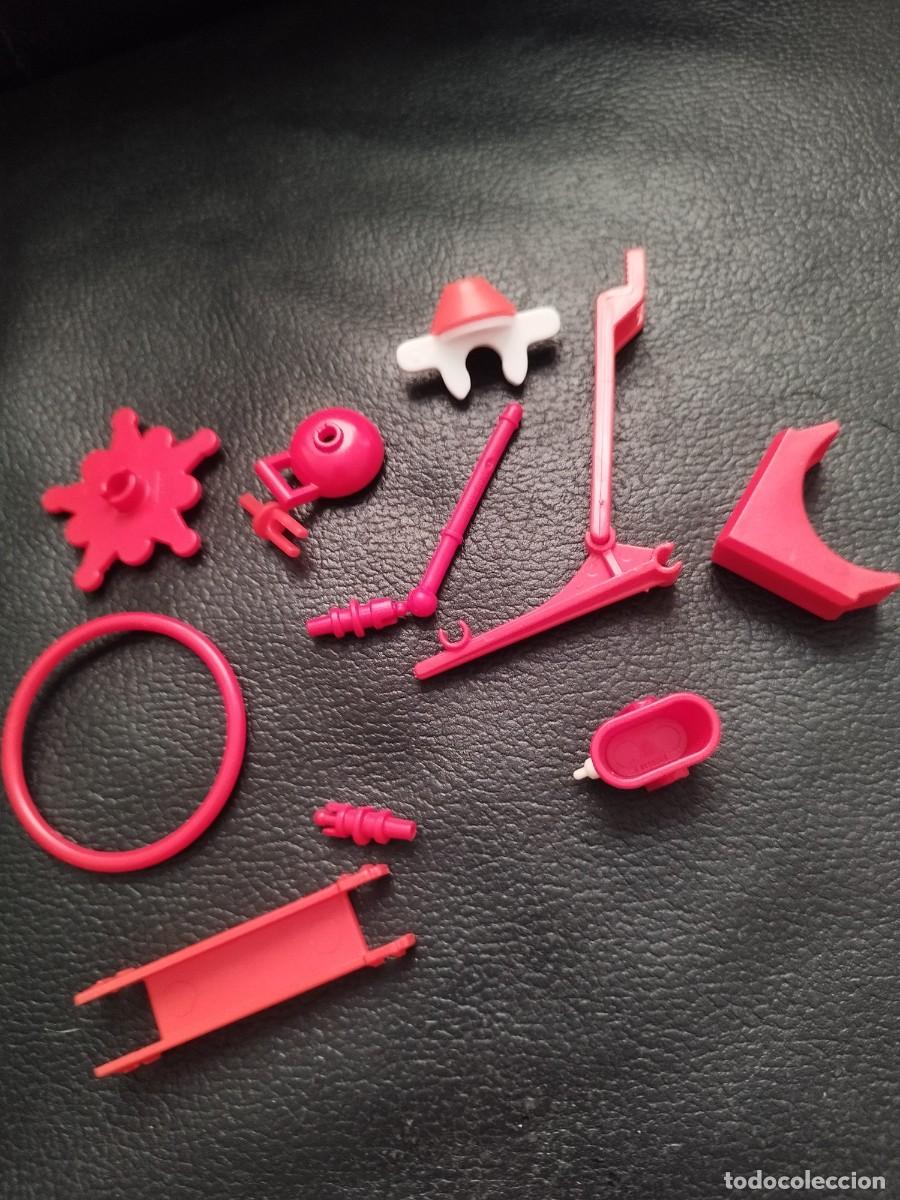 Playmobil: Lote de piezas de juguete. Algunas Playmobil. Otras a identificar.