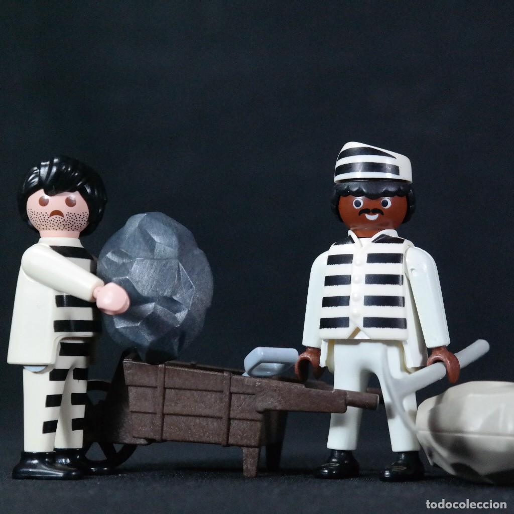 Playmobil: Playmobil presos con carretilla ☼