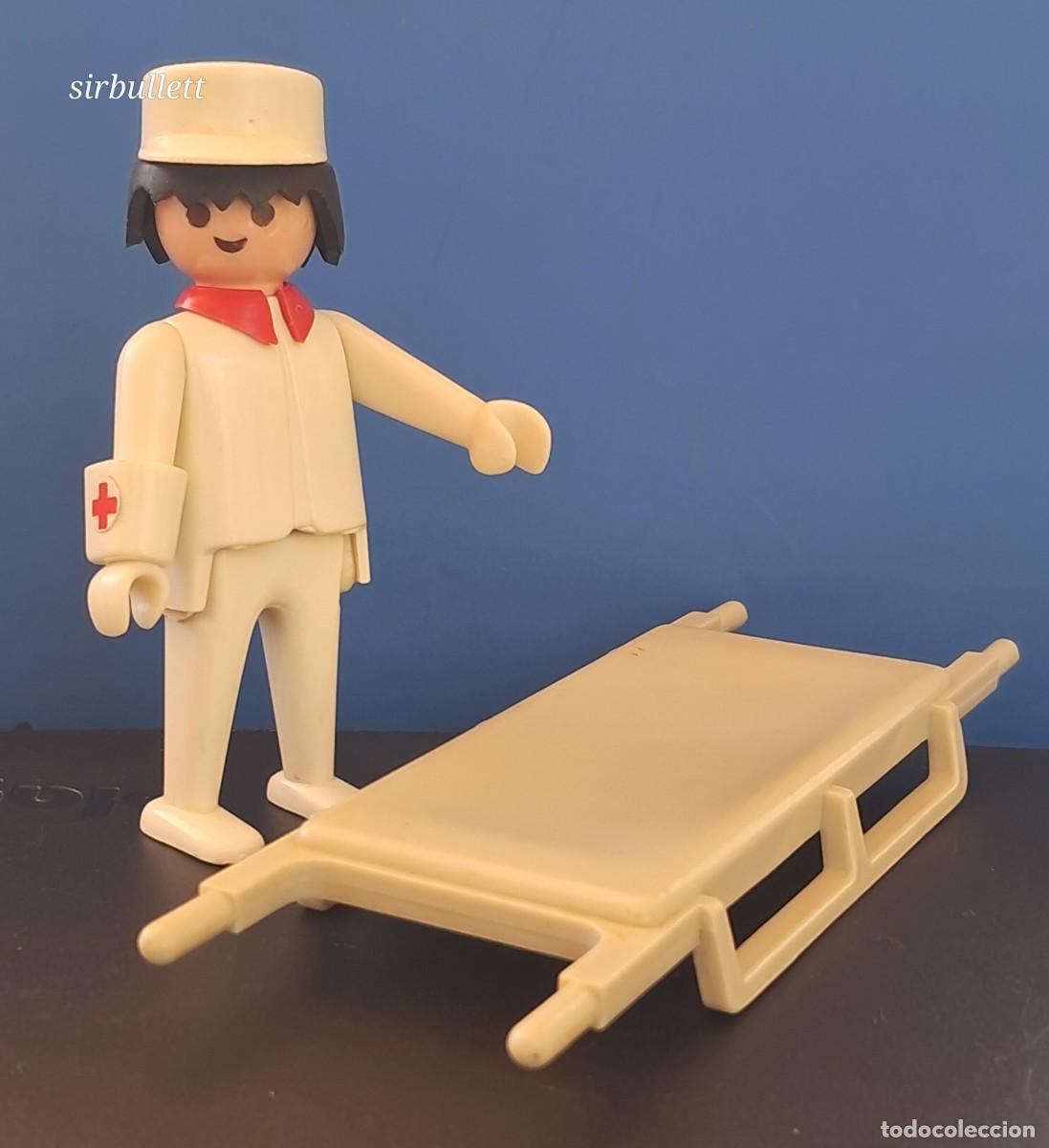 Playmobil: Figura Enfermero con Camilla. Playmobil. Compatible 3361 3404. Hospital emergencias