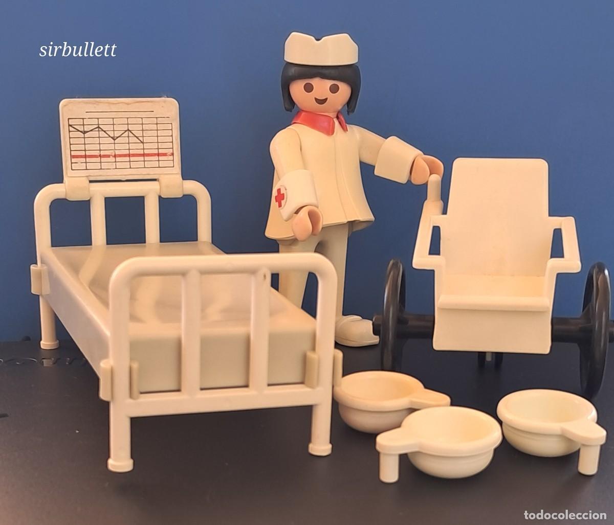 Playmobil: Figura Enfermera cama orinales silla de rueda. Playmobil. Compatible 3495 3404. Hospital habitac&iacute;on