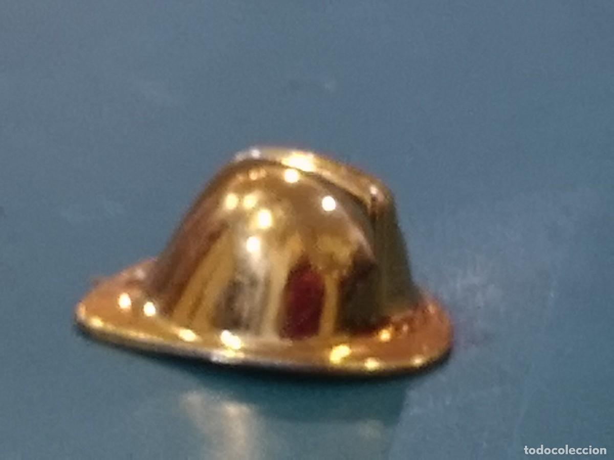 Playmobil: Playmobil casco dorado jefe bomberos primera generaci&oacute;n BEL