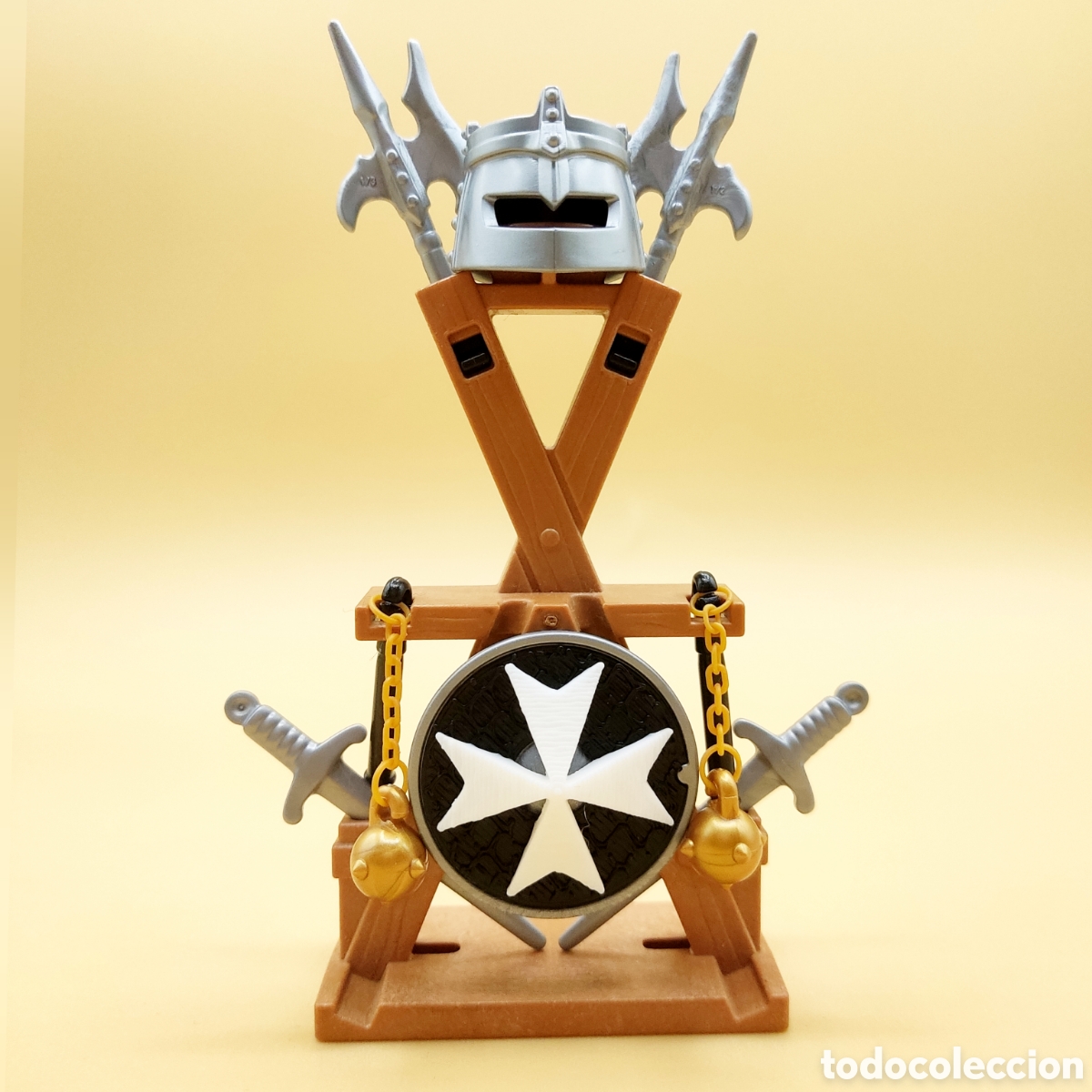 Playmobil: Playmobil armero caballero templario cruz de malta armas escudo casco expositor medieval