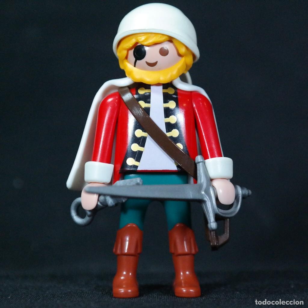 Playmobil: Playmobil pirata con capa blanca ☼