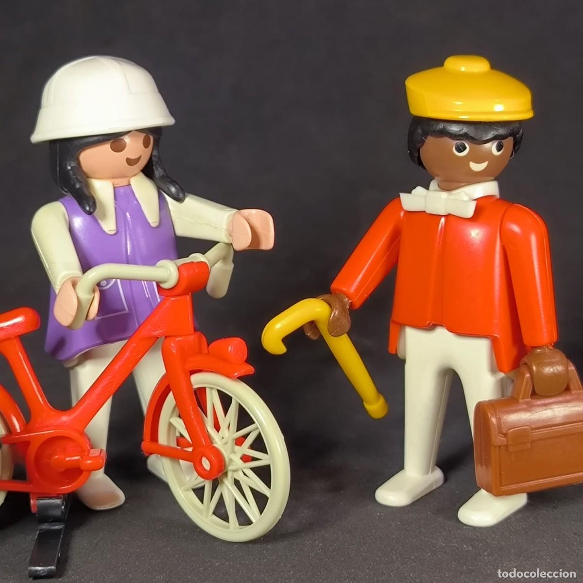 Playmobil: Playmobil dos figuras con bicicleta ☼