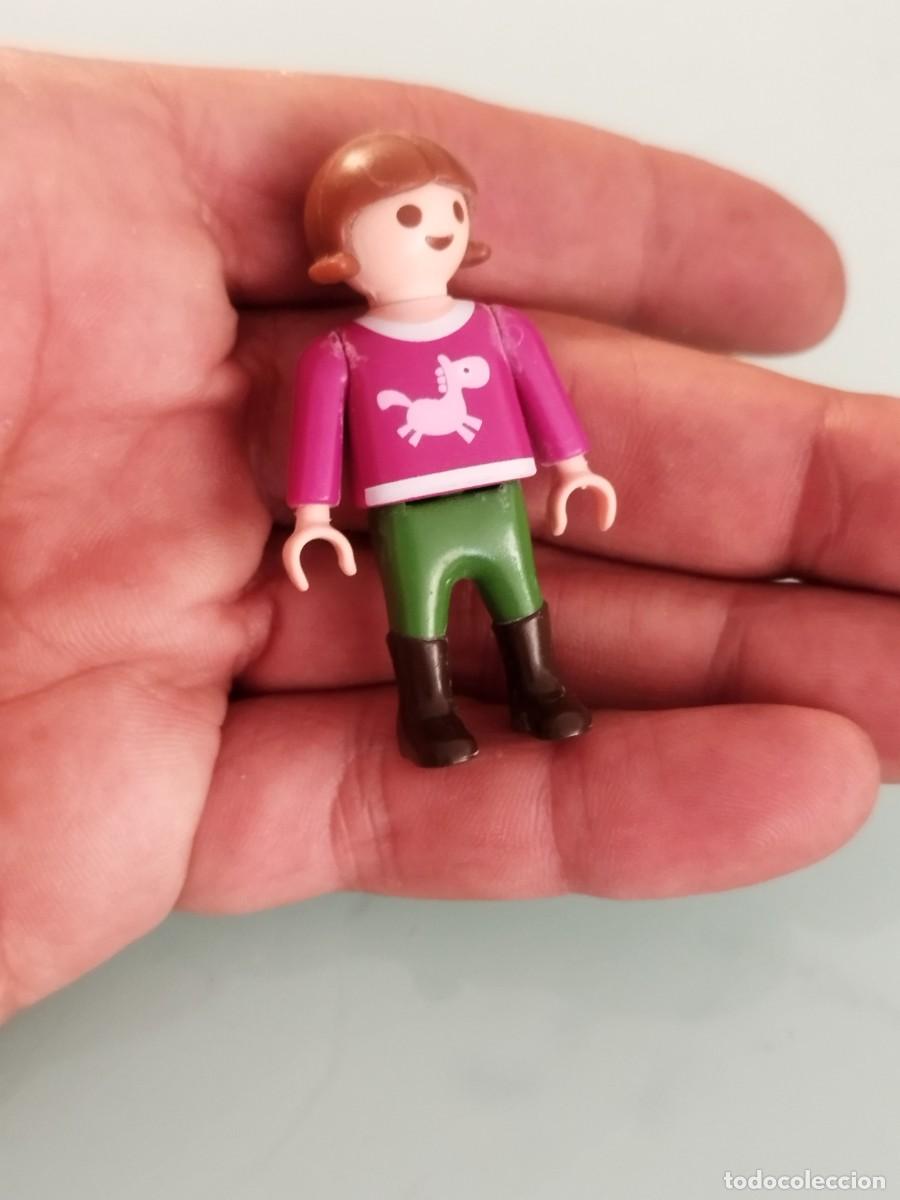 Playmobil: Figura Playmobil. Ni&ntilde;a jinete.