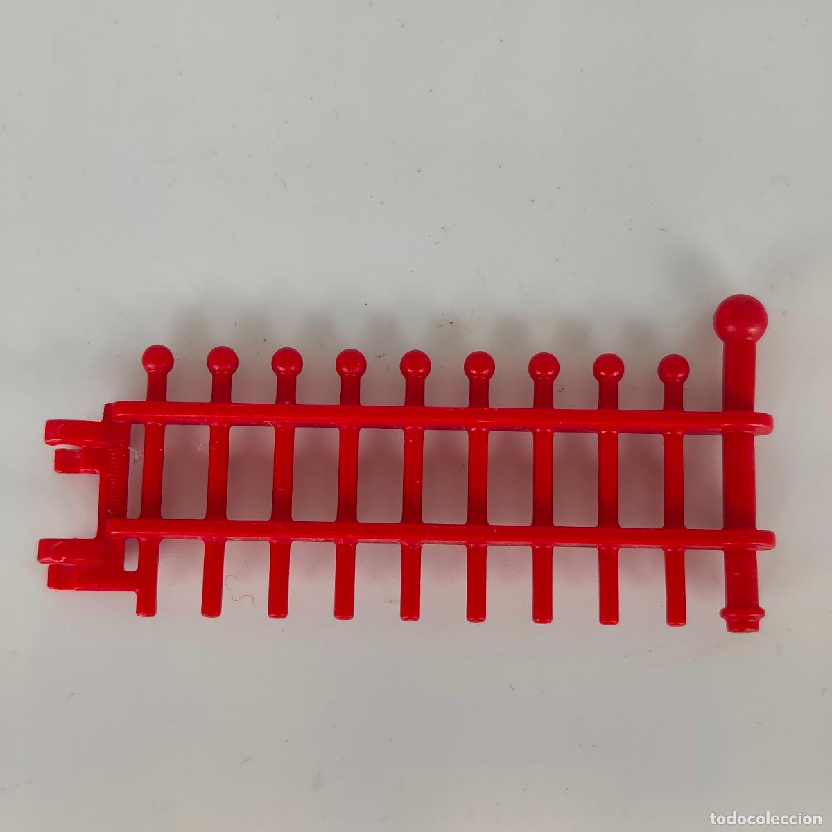 Playmobil: Pieza playmobil N&deg; 30083162 valla roja hotel refugio clinica veterinaria ref. 9275 9276 9277 9817