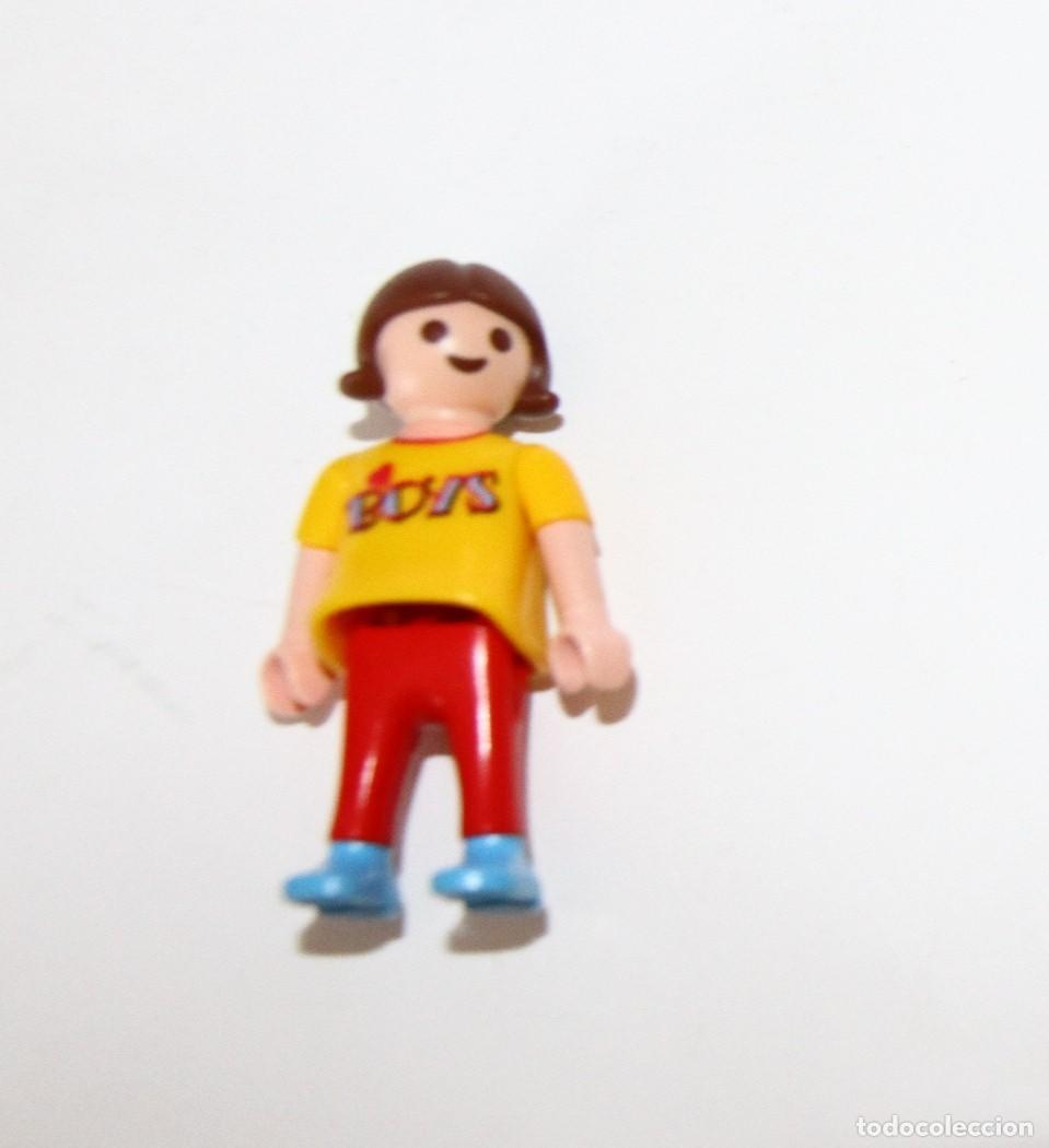 Playmobil: PLAYMOBIL MEDIEVAL FIGURA NI&Ntilde;A CASA CITY