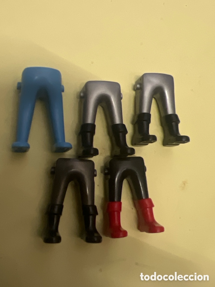 Playmobil: T1/E2/190. COMPLEMENTO DE PLAYMOBIL - 5 PIERNAS
