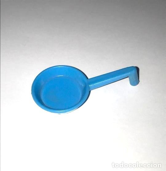 Playmobil: PLAYMOBIL SARTEN AZUL 1&ordf; &Eacute;POCA SIMILAR 3249 3258 3279 3486 3498 3540