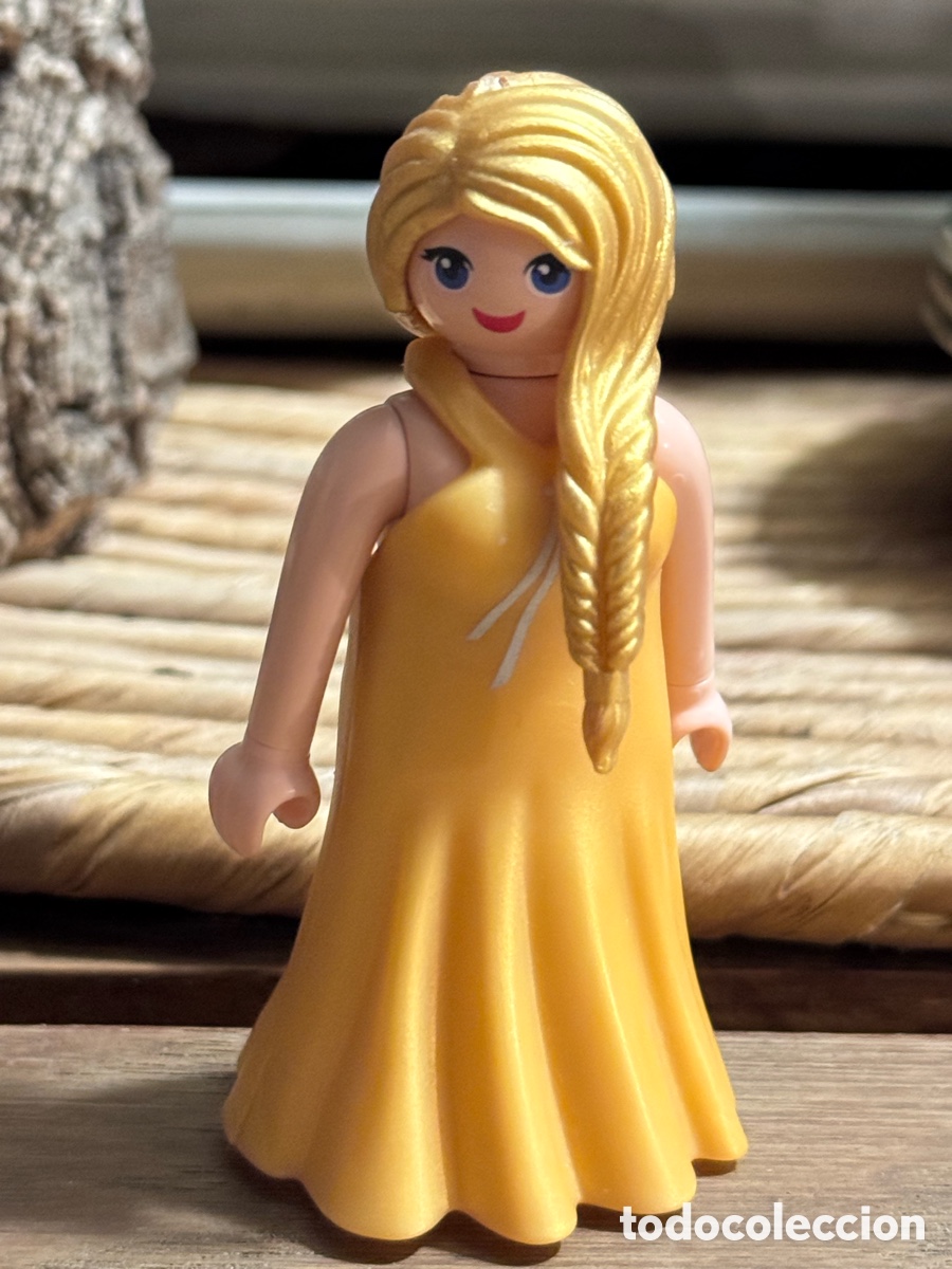 Playmobil: PLAYMOBIL Princesa / Dama con vestido dorado y trenza