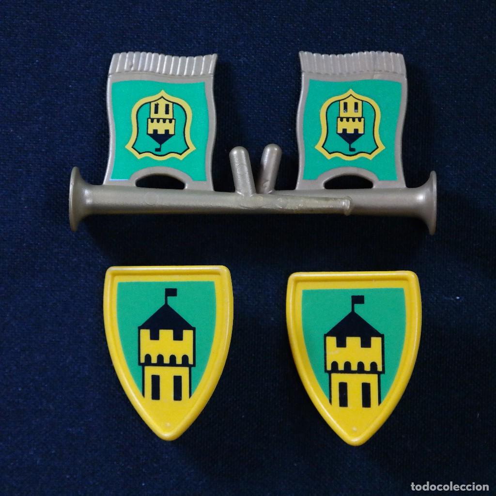 Playmobil: Playmobil dos escudos con trompetas ☼