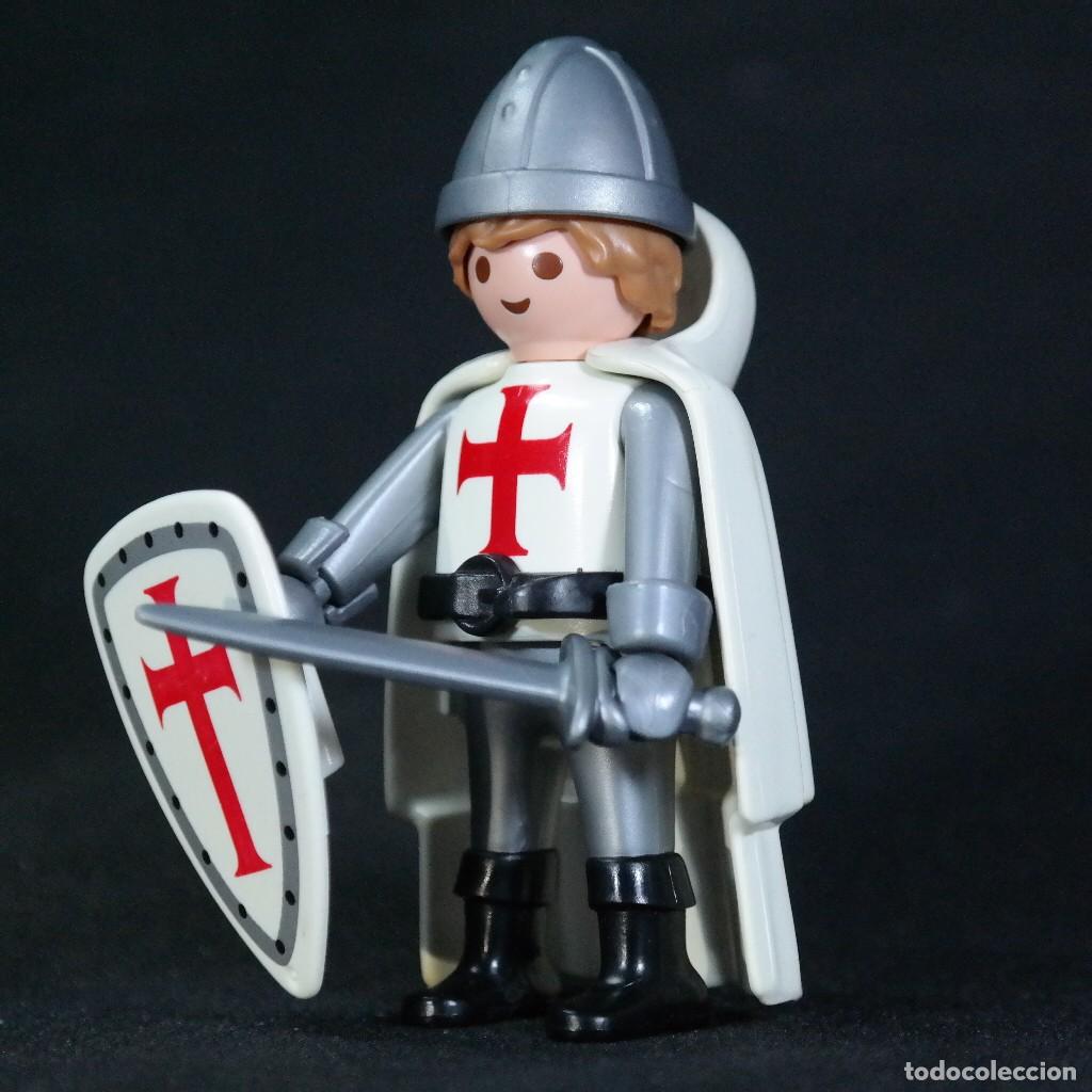 Playmobil: Playmobil caballero cruzado con capa larga ☼