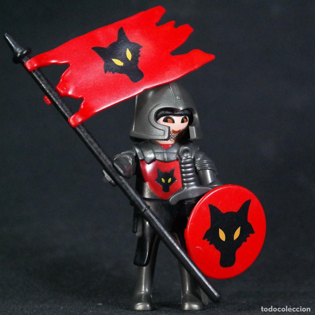 Playmobil: Playmobil caballero de lobo con bandera ☼