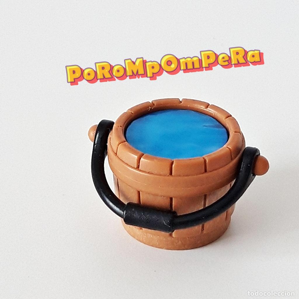 Playmobil: PLAYMOBIL cubo marr&oacute;n madera lleno de agua medieval oeste pirata vikingo granja bel&eacute;n egipcio J1