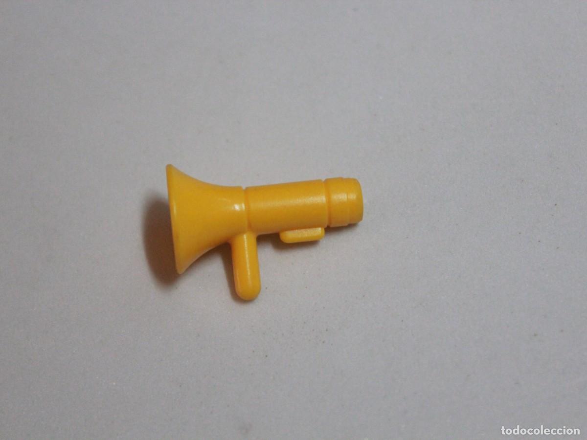 Playmobil: Accesorio playmobil meg&aacute;fono amarillo altavoz polic&iacute;a bomberos 30099180
