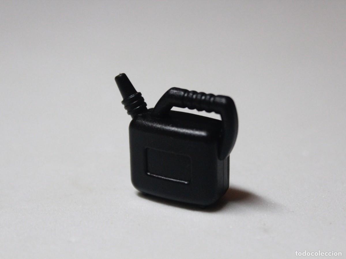 Playmobil: Accesorio playmobil bid&oacute;n gasolina negro combustible veh&iacute;culo taller