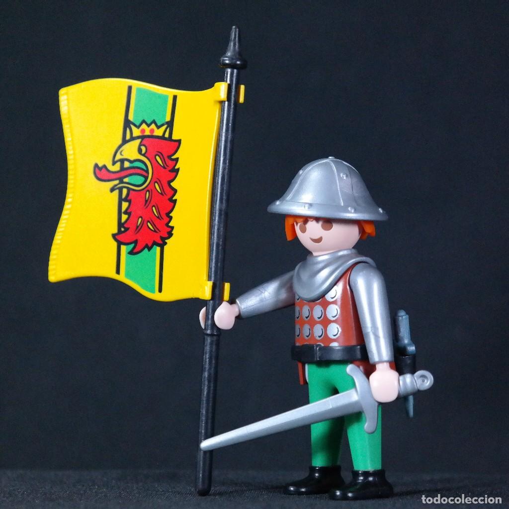 Playmobil: Playmobil caballero medieval con bandera ☼
