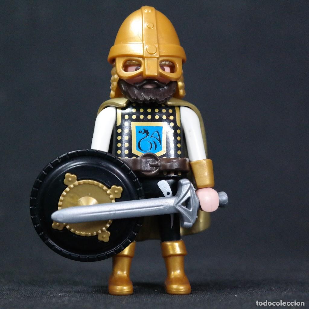 Playmobil: Playmobil vikingo con yelmo dorado ☼