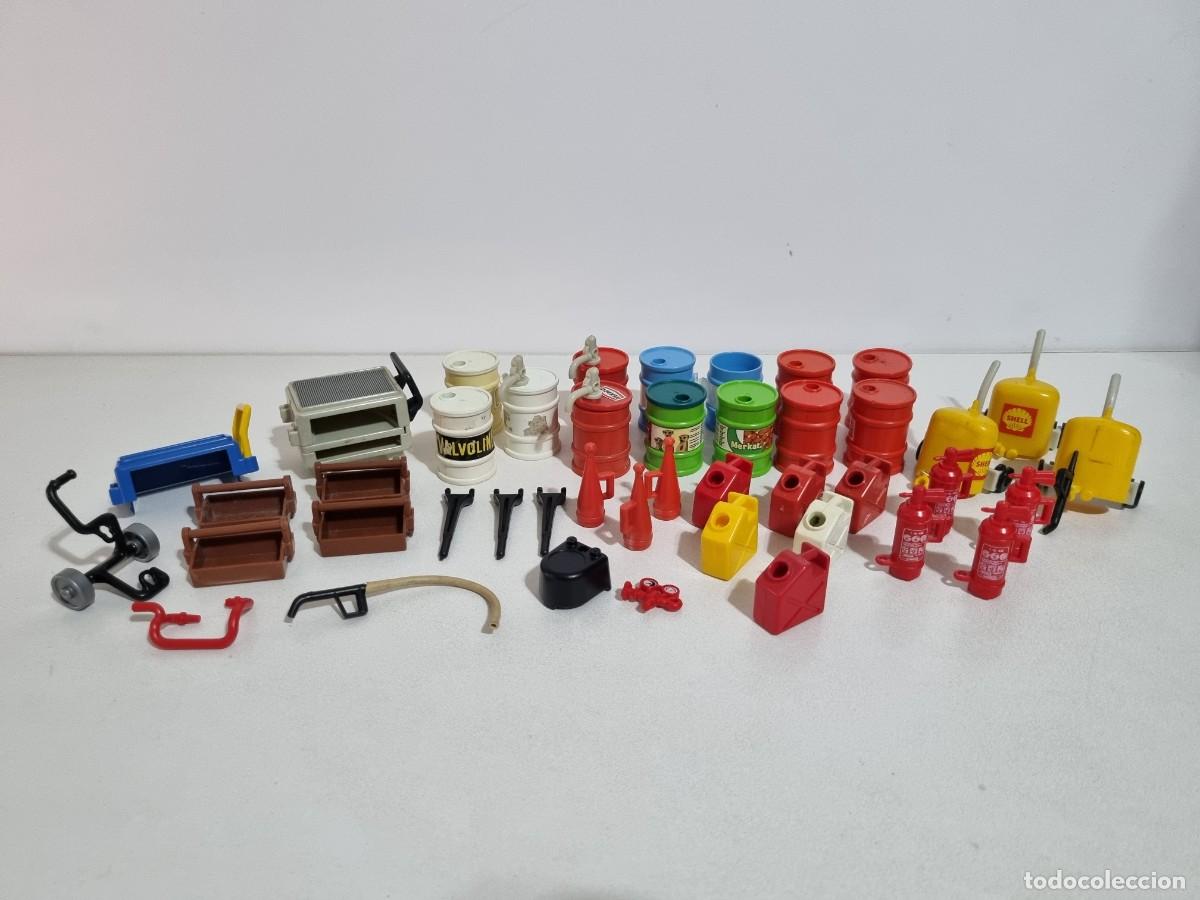 Playmobil: Playmobil Lote Taller Mecanico Gasolinera Lata Aceite Bidon Gasolina Extintor
