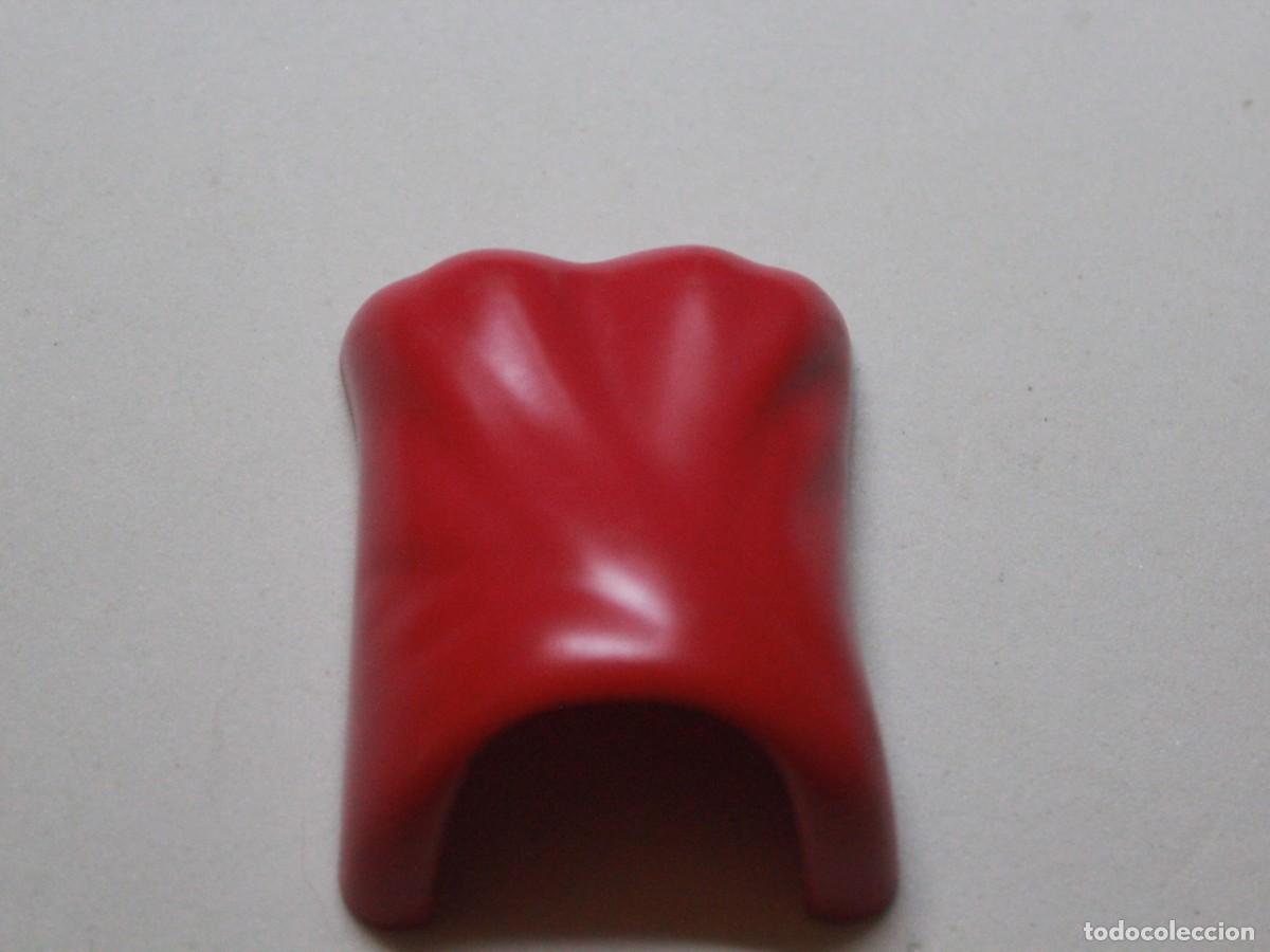 Playmobil: Accesorio playmobil manta roja para caballo montura caballer&iacute;a