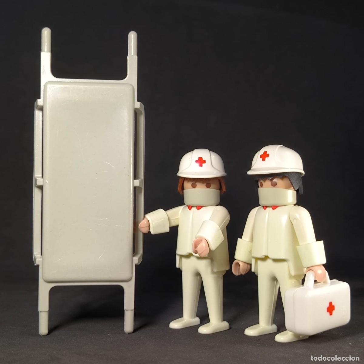 Playmobil: Playmobil enfermeros con camilla ☼